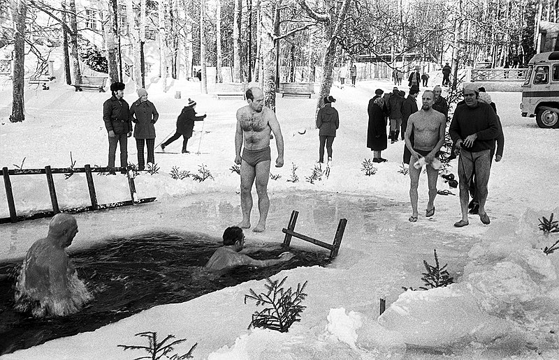 Cold-plunging